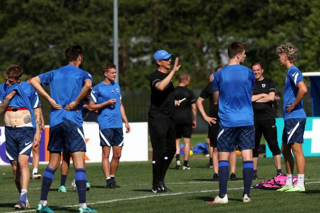 t_Huuhkajat_treenit_200621-179